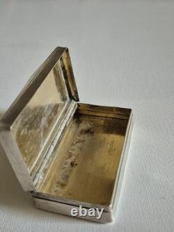 ANCIENNE TABATIÈRE ARGENT MASSIF. XIXeme