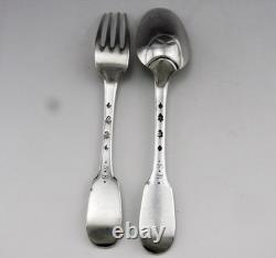 ANCIEN COUVERT CUILLERE ET FOURCHETTE EN ARGENT MASSIF 18EME POINCONS poids 133G