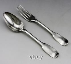 ANCIEN COUVERT CUILLERE ET FOURCHETTE EN ARGENT MASSIF 18EME POINCONS poids 133G
