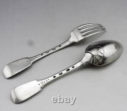 ANCIEN COUVERT CUILLERE ET FOURCHETTE EN ARGENT MASSIF 18EME POINCONS poids 133G