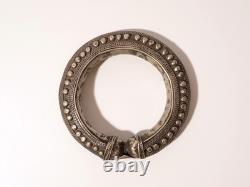 Ancien Bracelet jonc Bédouin Yemen/Rashaïda argent massif tribal XIXe siècle