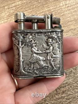 Ancien Briquet lighter a Essence ÉCLAT En Argent Massif 800 Danseurs