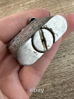 Ancien Briquet lighter a Essence ÉCLAT En Argent Massif 800 Danseurs