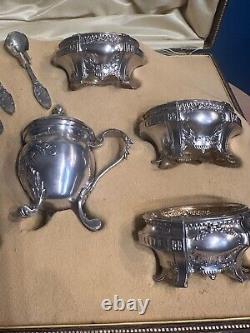 Ancien Coffret 4 Salerons Et Un Moutardier En Argent Massif Poinçon Minerve