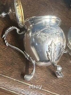 Ancien Coffret 4 Salerons Et Un Moutardier En Argent Massif Poinçon Minerve
