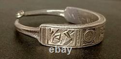 Ancien Gros Bracelet Ethnique En Argent Massif