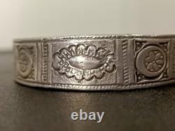 Ancien Gros Bracelet Ethnique En Argent Massif