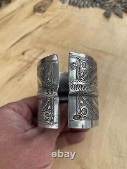 Ancien bijoux bracelet argent massif cornaline Russe orientale Turkmen ethnique