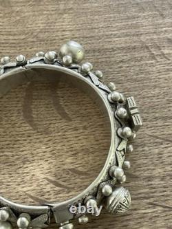 Ancien bracelet Mizam en argent massif Berbère Marocain 119 gr ethnique