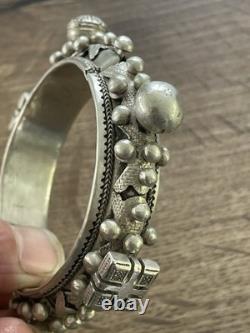 Ancien bracelet Mizam en argent massif Berbère Marocain 119 gr ethnique