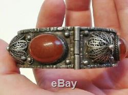 Ancien bracelet en argent massif et cornaline