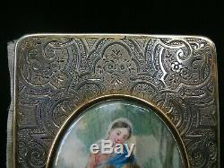Ancien carnet de bal en argent ciselé massif tableau miniature peinte porte mine