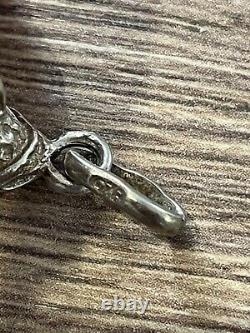 Ancien pendentif boite poisson articulé en argent massif