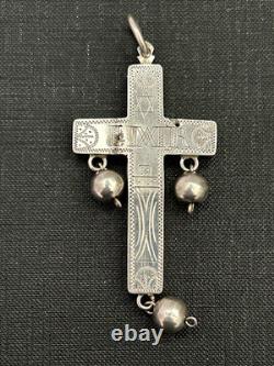 Ancien pendentif, croix religieuse, en argent massif