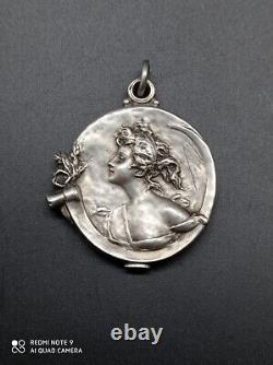 Ancien pendentif, miroir de sac art nouveau femme signé argent massif poinçonné