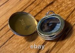 Ancien pendentif porte photo / relique / cheveux en argent massif