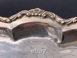 Ancien plat en argent massif Vintage silver dish
