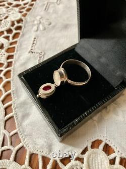 Ancienne Bague A Poison Argent Massif Ajourée Pierre Rubis Véritable