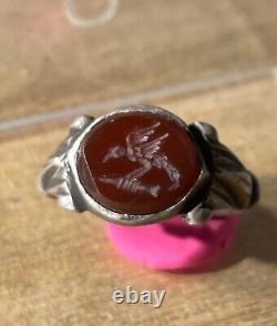 Ancienne Bague Romaine, Argent, I-II ap JC, Cornaline, Intaille Aigle et Poisson
