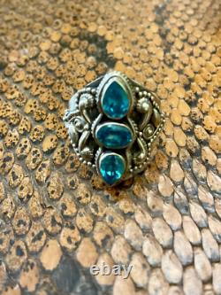 Ancienne Bague Trilogie Unique Argent Massif Ouvragé 3 Topazes Bleues