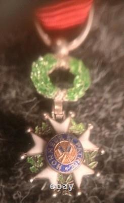 Ancienne Barrette De 8 Réductions Médailles Militaires Avec 2 Argent Massif