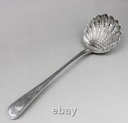 Ancienne Cuillère Saupoudreuse en argent massif poinçon Vieillard 1819-1838