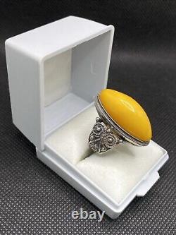 Ancienne Grosse Bague En Argent Massif et Ambre de la Baltique