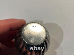 Ancienne Pot à Lait en argent massif 800% (109-6/A21)