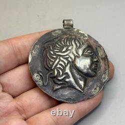 Ancienne amulette pendentif image roi grecque romaine en argent massif