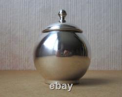 Ancienne belle boîte en argent massif 800, de forme ovoïde, en très bon état