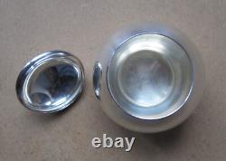 Ancienne belle boîte en argent massif 800, de forme ovoïde, en très bon état