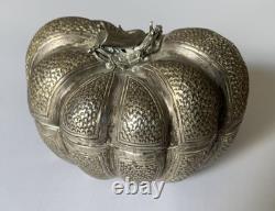Ancienne boite a betel argent massif silver antique nut box