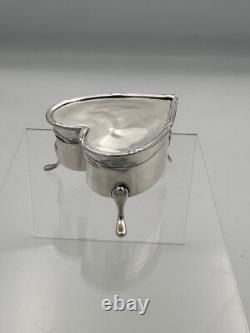 Ancienne boite a poudre argent massif en forme de coeur Birmingham Anglais 19e