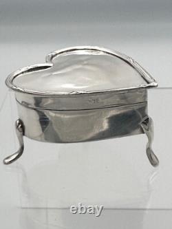 Ancienne boite a poudre argent massif en forme de coeur Birmingham Anglais 19e