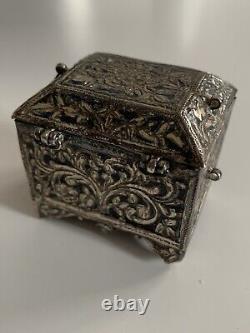 Ancienne boite argent massif berbere niellé silver box niello islamist persian