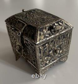 Ancienne boite argent massif berbere niellé silver box niello islamist persian