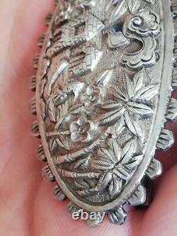 Ancienne broche en argent massif à identifier
