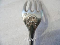 Ancienne fourchette à entremet en argent massif orfèvre JG 46 gr