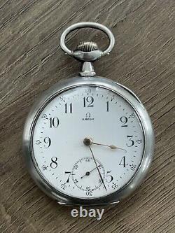 Ancienne montre à gousset Omega en argent massif grand prix 1900