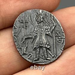 Ancienne pièce de monnaie Vasishka en argent massif Empire Kushan Circa 240