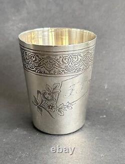 Ancienne timbale argent massif sterling silver décor floral style empire minerve