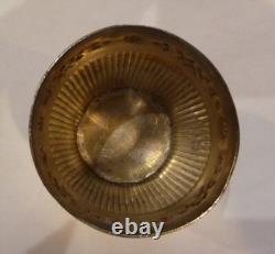 Ancienne timbale en argent massif minerve