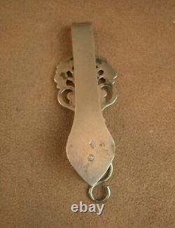 BEAU CROCHET CLAVET DE CHATELAINE ANCIEN EN ARGENT MASSIF XIXe