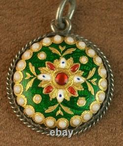 Bel ancien pendentif en argent massif et émaux bressans fond vert
