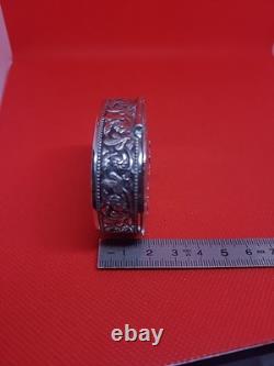 Belle ancienne boîte en argent massif scène de fête Poinçon Austro hongrois