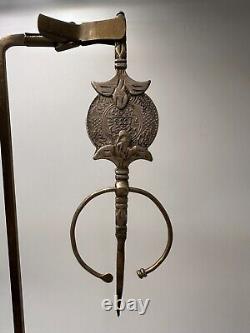 Bijou berbère ancienne grande Fibula en argent massif pièce de Monnaie Maroc