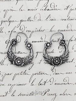 Boucles d'oreilles dormeuses anciennes en Argent massif