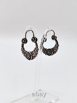 Boucles d'oreilles dormeuses anciennes en Argent massif