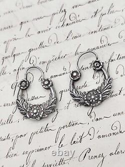 Boucles d'oreilles dormeuses anciennes en Argent massif