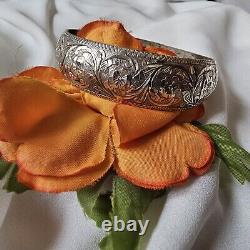 Bracelet Ancien Argent Massif À Décor Fleurs Feuillages Diamètre 65mm Largeur